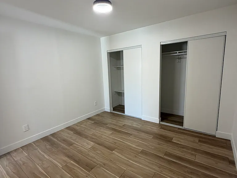 3420 W Warm Springs Rd — Photo 45