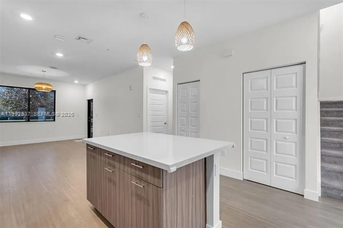 Building Photo - 8363 NW 41st St #A-109