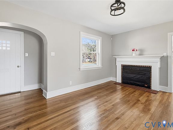 5th image of 5607 Jahnke Rd