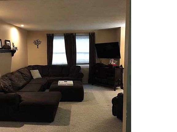 3rd image of 503 Wurlitzer Dr