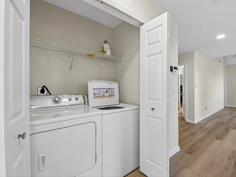 8911 Bryant Field Cir — Photo 16
