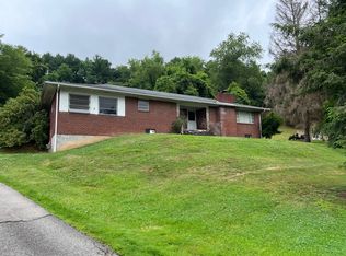 68 Harmony Hill Rd, Salem, WV 26426