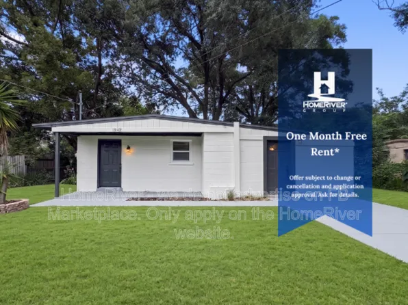 1942 Brookview Dr S, Jacksonville, FL 32246