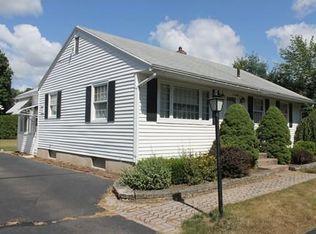 16 Circle Dr, West Springfield, MA 01089