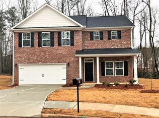 452 Pearson Cir, Hampton, GA 30228