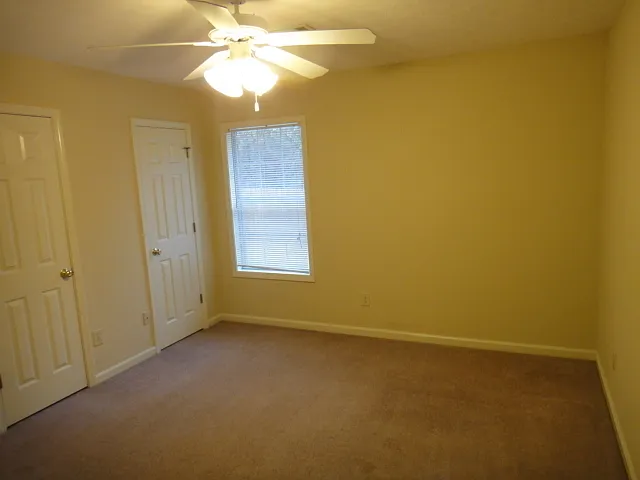 2006 Longview Ct — Photo 24