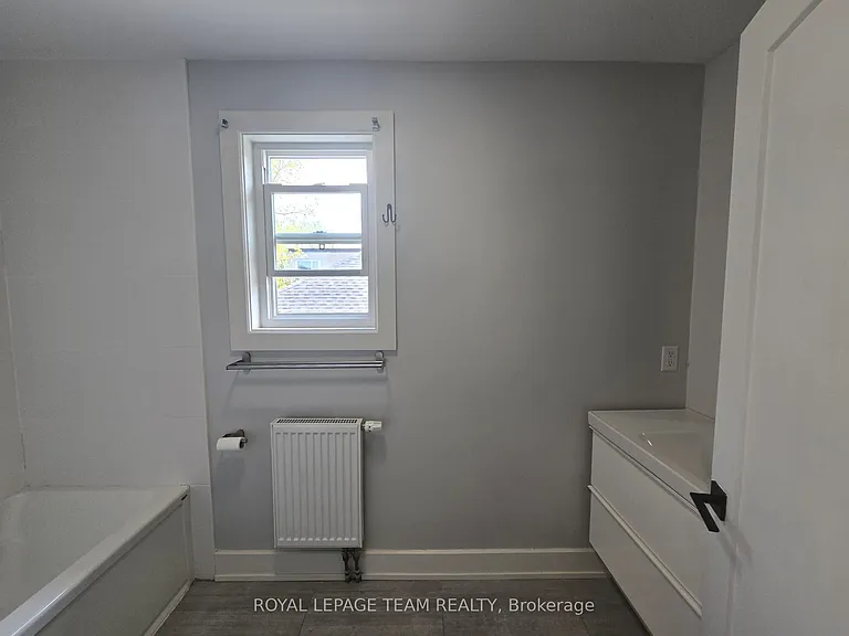 259 Montfort St #A — Photo 15