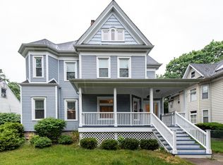 2404 Elisha Ave, Zion, IL