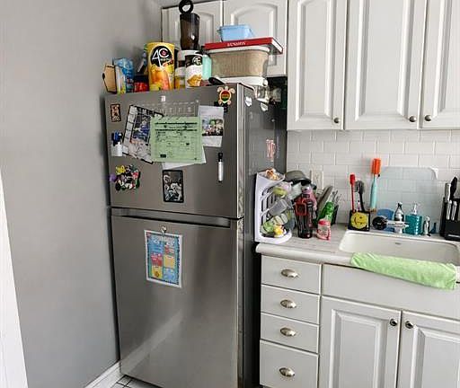 4th image of 118 Darwin Ave #30