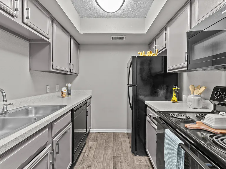 Trinity Village Apartments — Photo 17