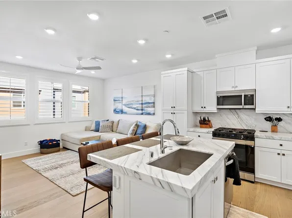 530 Bluegrass Way Rancho, Mission Viejo, CA 92694