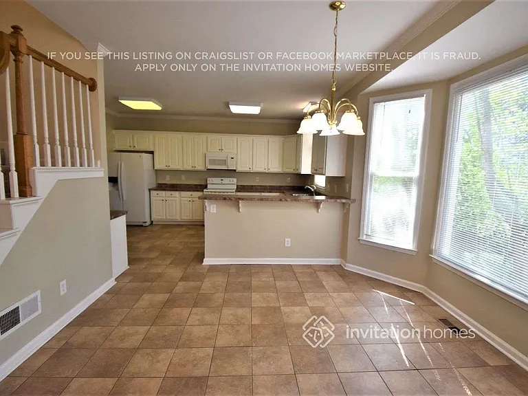253 Sedgewick Trl — Photo 5