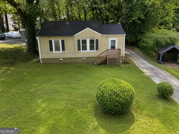 2173 Castlewood St, East Pt, GA 30344