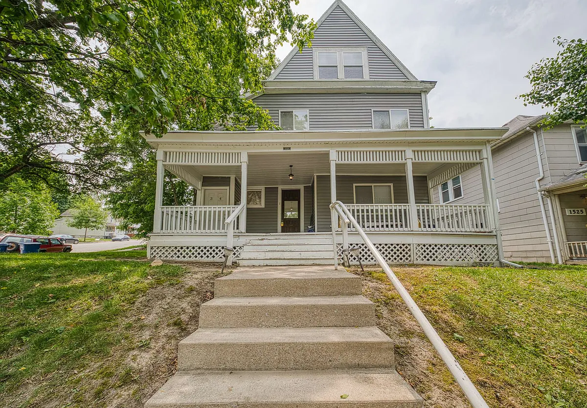 Building Photo - 1529 Ferry St