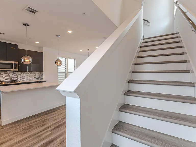 18736 B Centro Main St — Photo 15