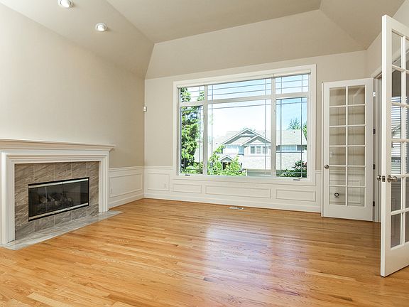 5th image of 20511 NE 22nd Ct