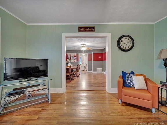 3rd image of 602 N Cherokee Ave