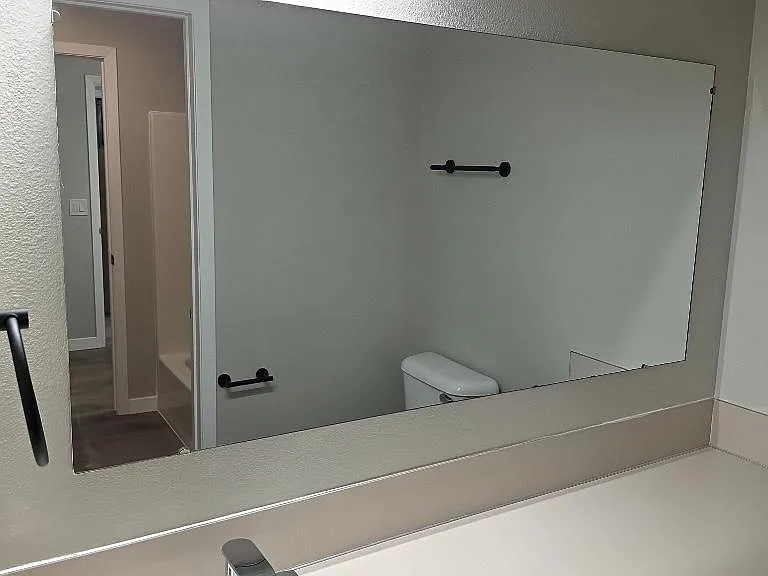 Unit Photo