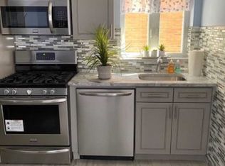 200-04 46th Rd, Bayside, NY 11361