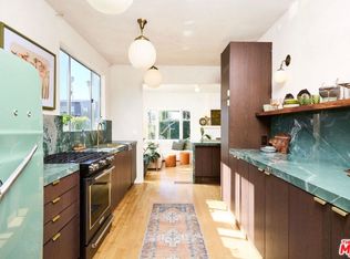 820 Palms Blvd, Venice, CA 90291