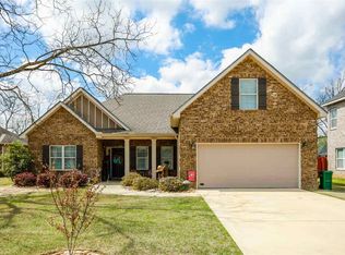 107 Parkview Grv, Kathleen, GA