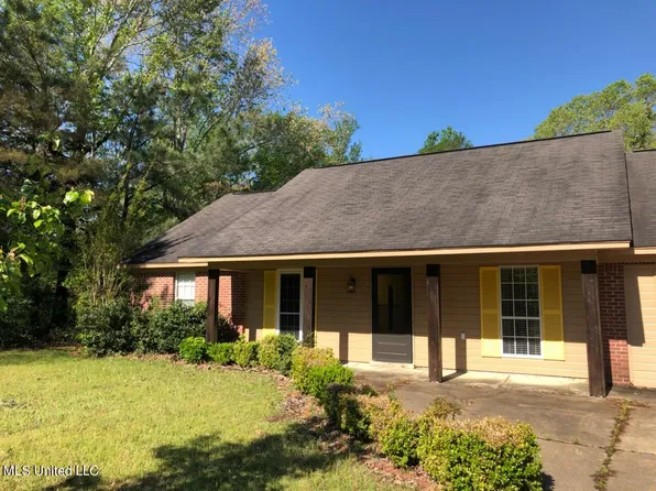 401 Highway 17, Canton, MS 39046