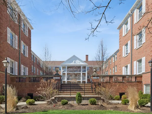 2242 Sherman Ave APT G, Evanston, IL 60201