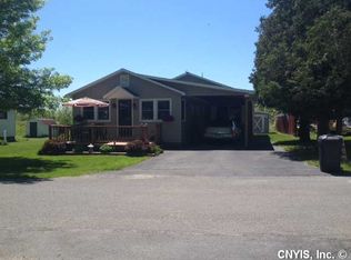 471 S Real St, Cape Vincent, NY 13618