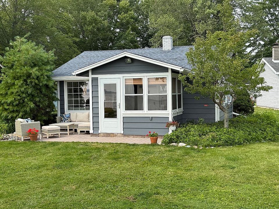 1st image of 8075 E Houghton Lake Dr