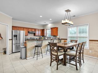 2210 E Berrie Cir, Virginia Beach, VA 23455