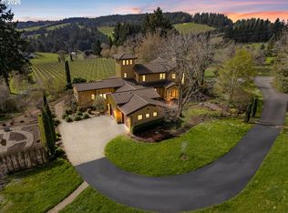 17001 NE Fairview Dr, Dundee, OR 97115