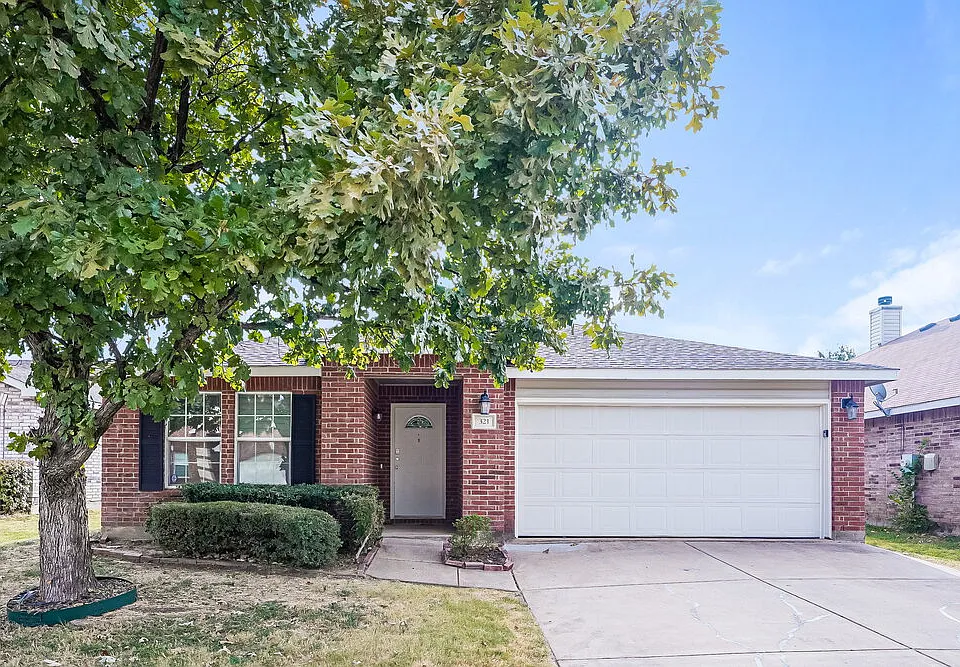 321 Silver Lake Trl