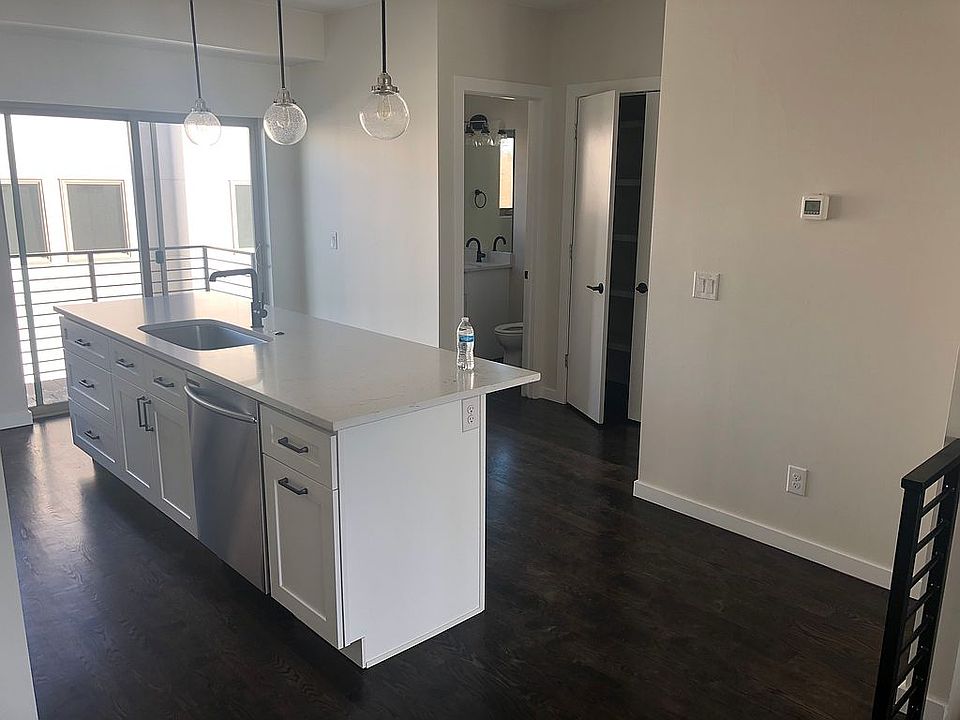1st image of 665 W Evans Ave