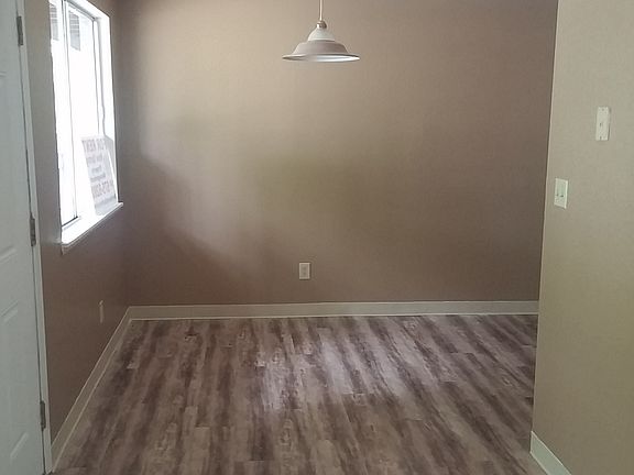 2nd image of 1950 Dorothy St #5