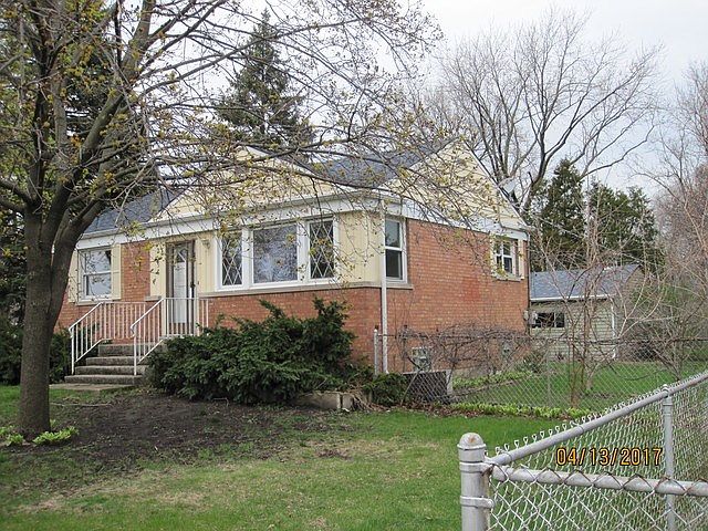 2nd image of 2056 Sunset Dr