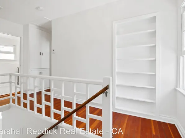 14017 Valley Vista Blvd, Sherman Oaks, CA 91423