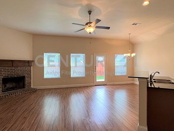 2nd image of 517 Highpark Ct