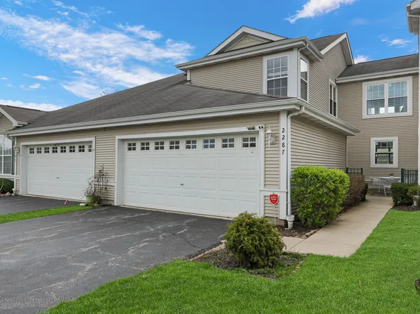 2287 W Bentley Ln, Round Lake, IL 60073