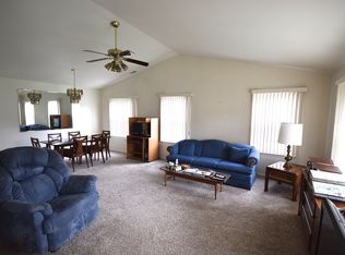 307 Holiday City Blvd, Williamstown, NJ 08094