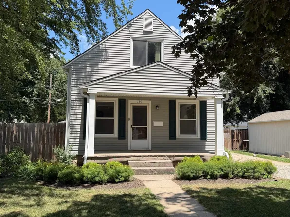 720 W 10th St, Wahoo, NE 68066