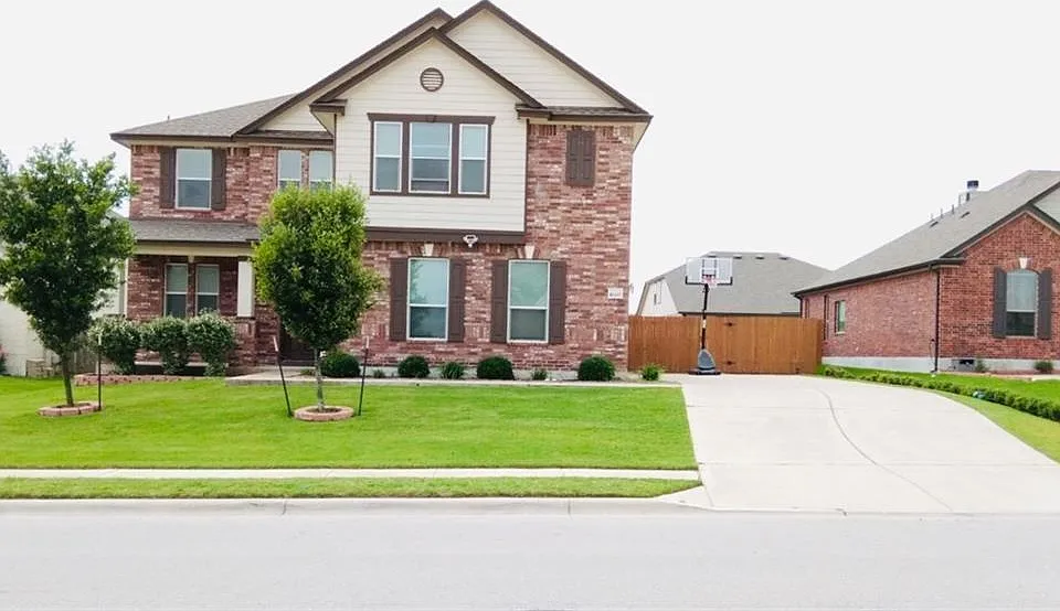 18305 Pencil Cactus Dr
