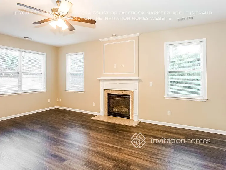 3302 Streamside Dr — Photo 5