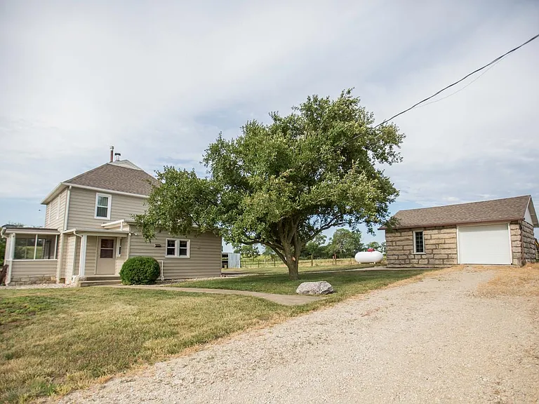 17960 Oak Grove Rd — Photo 35