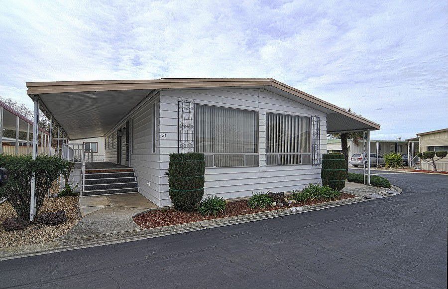 1st image of 275 Burnett Ave Spc 21