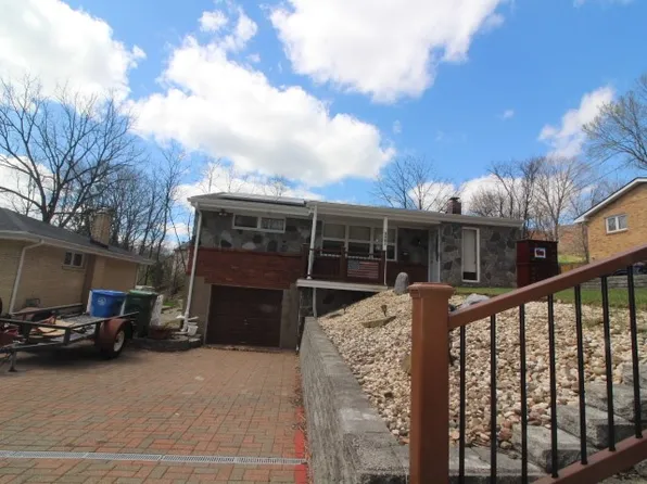 3387 Rosewood Dr, Pittsburgh, PA 15234