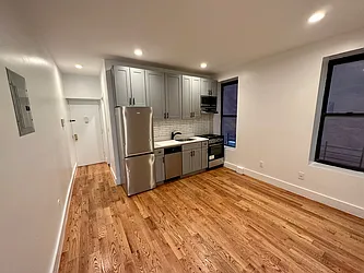 Rented by Max Apt LLC