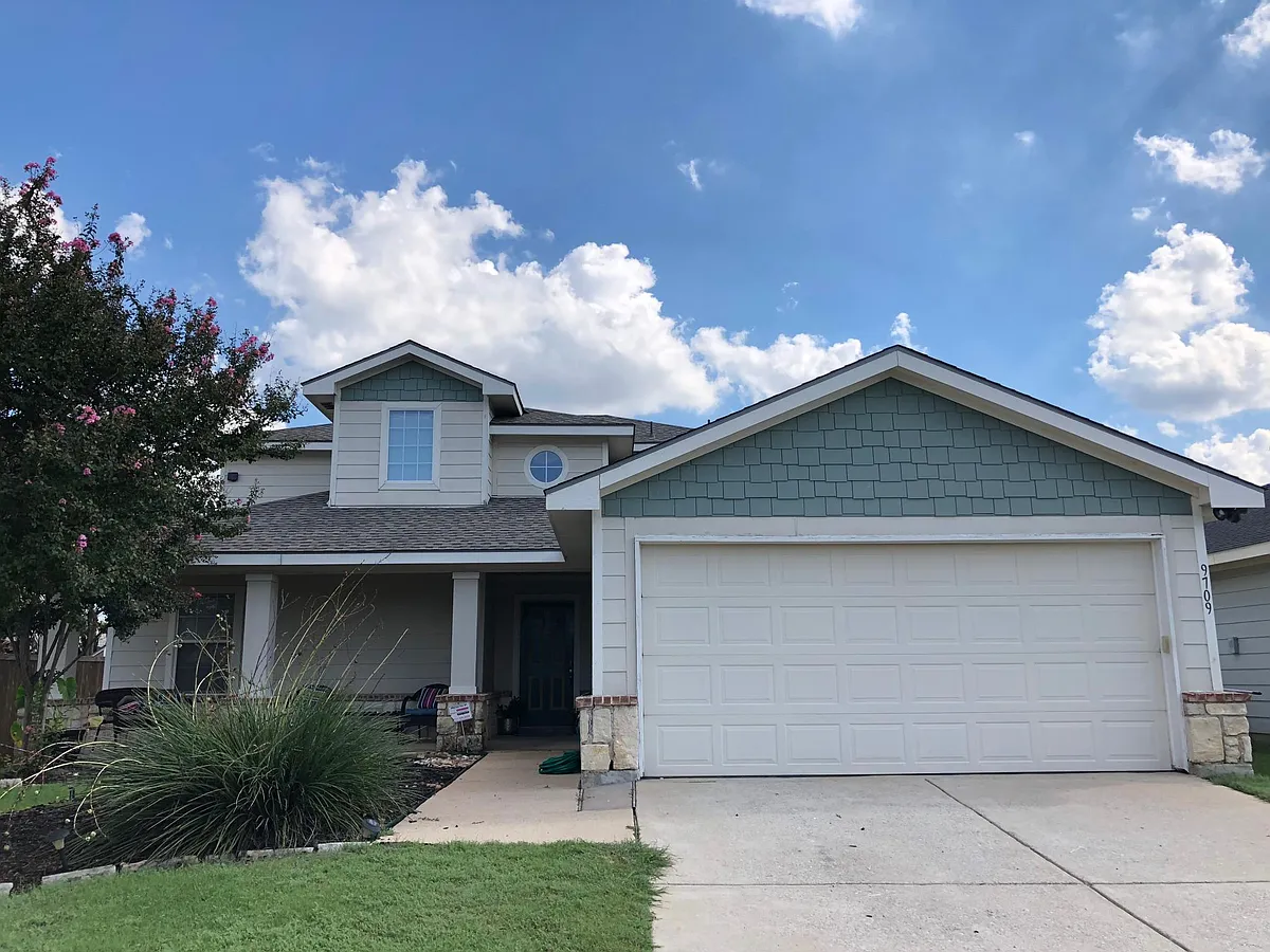 Building Photo - 9709 George Washington Dr