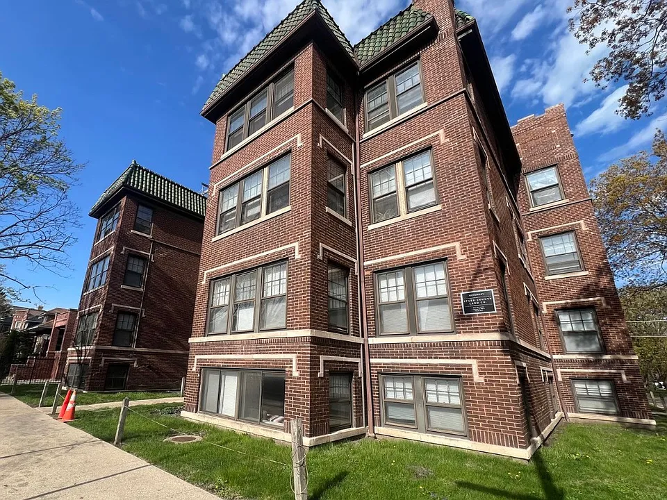 4503 N Kimball Ave #3