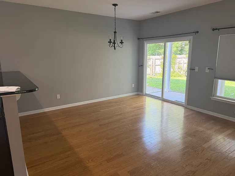 2047 Chilhowee Dr — Photo 6