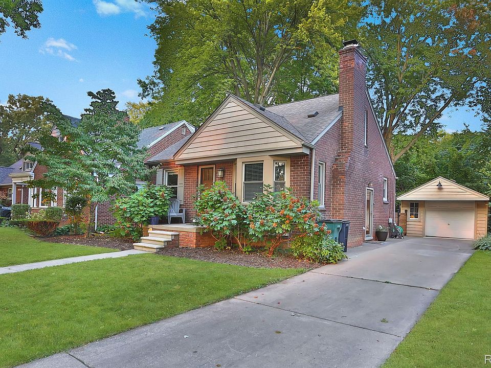 1st image of 613 S Connecticut Ave